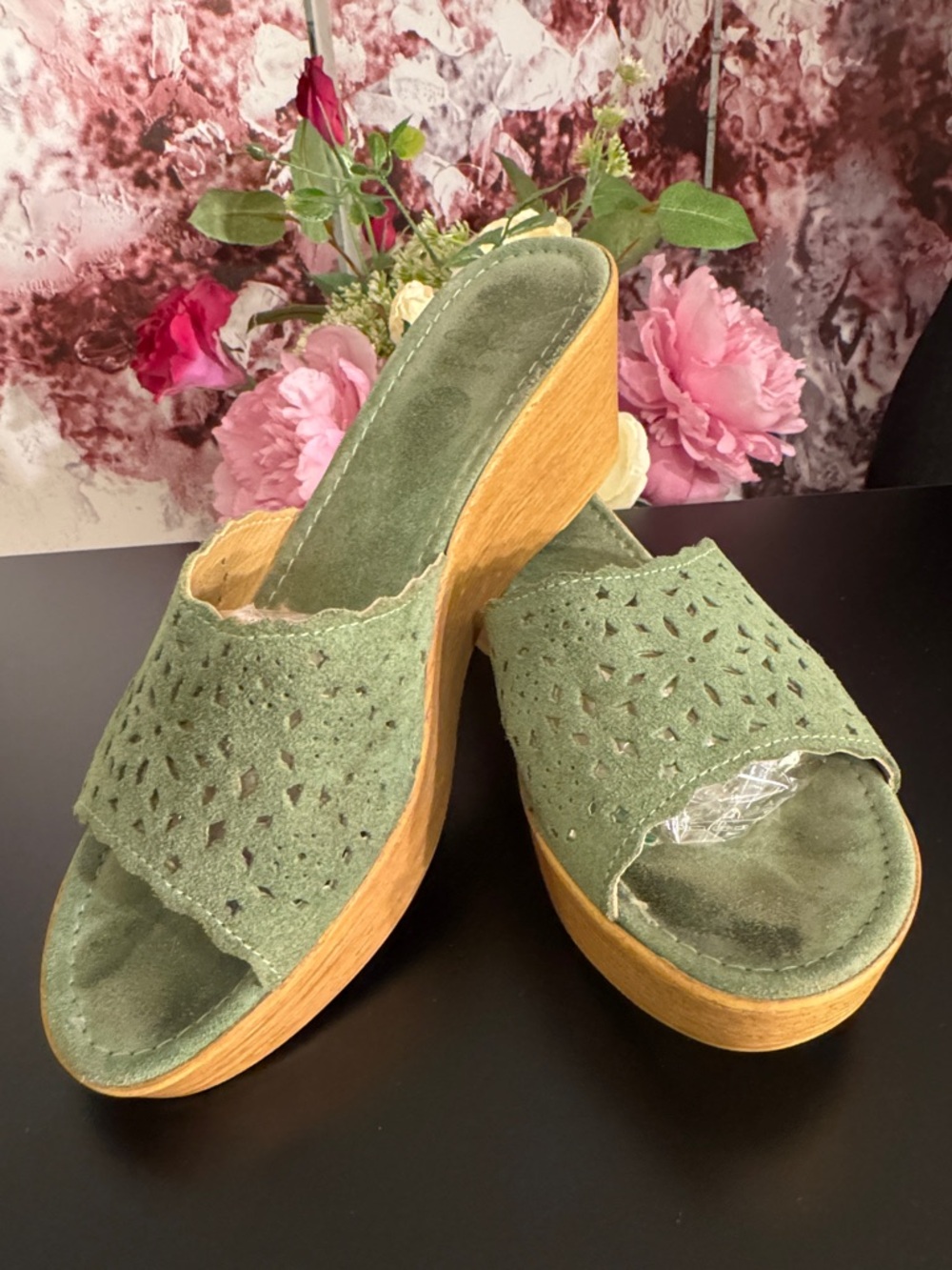 Sotto Sopra Green Suede Laser-Cut Open-Toe Wedge Mules